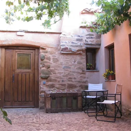 Casa Rural Las Aguedas Country house Murias de Rechivaldo
